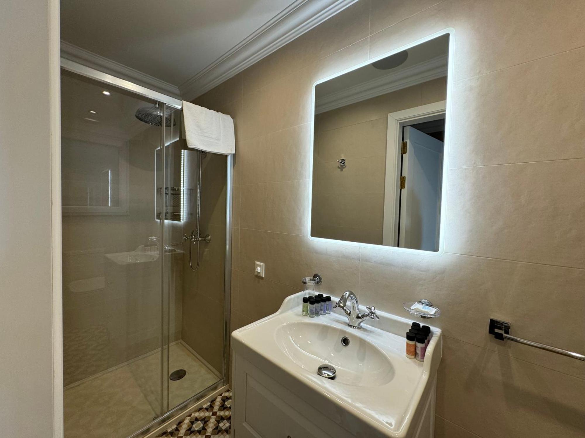Balcony Hotel Saint Julian's Dış mekan fotoğraf