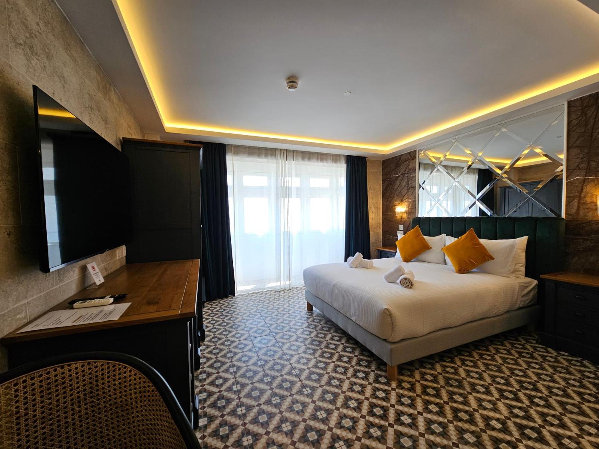 Balcony Hotel Saint Julian's Dış mekan fotoğraf